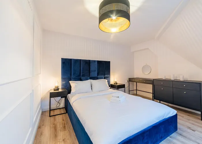 Апартаменты Old Town View By Bookinghost