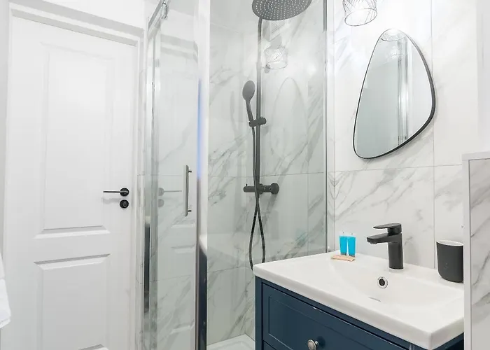 Апартаменты Old Town View By Bookinghost